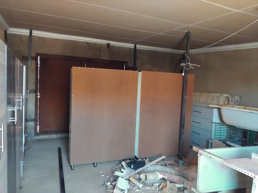 2 Bedroom Property for Sale in Tlhabane West North West